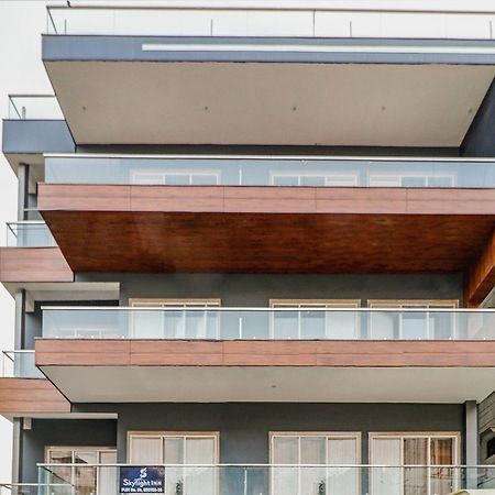 Hotel Townhouse Skylight Near Medanta Hospital Gurgaon Exterior foto